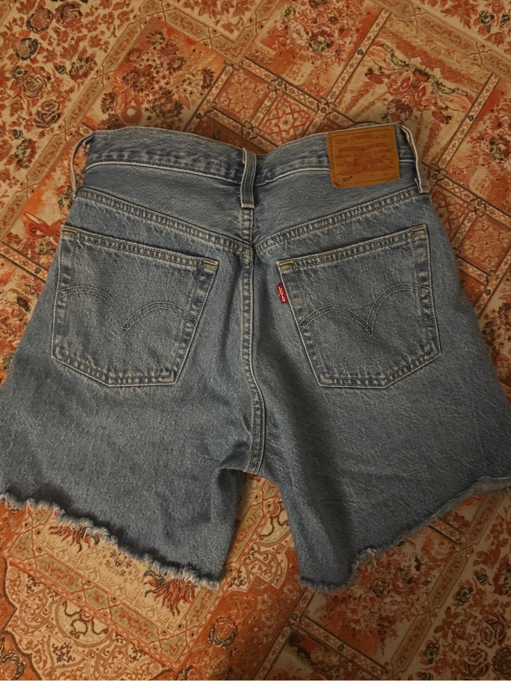 Levi’s 501 vintage w26 long shorts blue stonewash buttonfly frayed denim